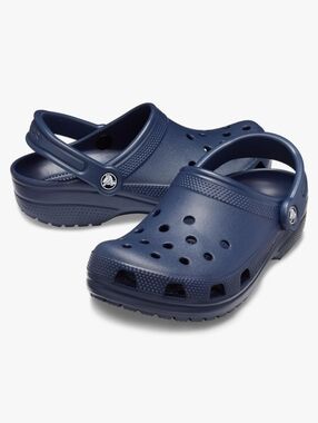 CROCS Classic Clog in Navy Blue